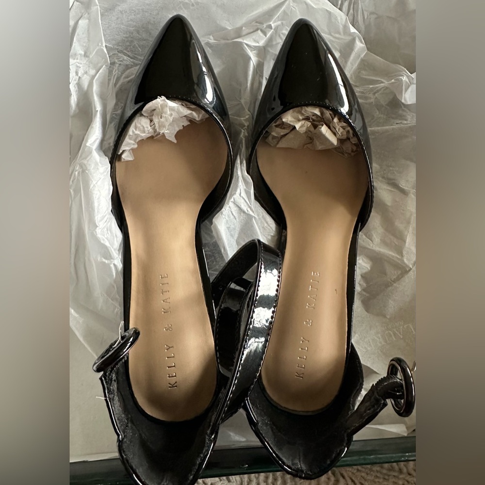 Kelly & Katie Glossy Black Heels
